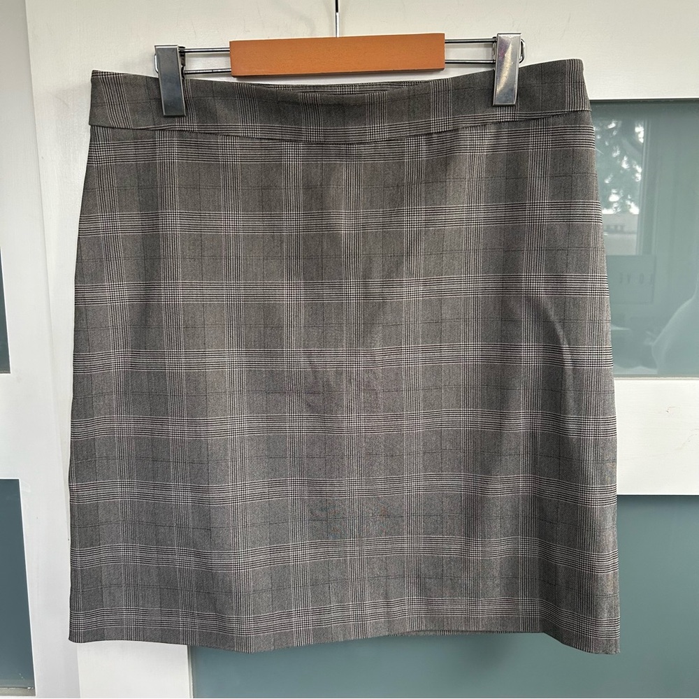 Reitmans Charcoal Plaid Pencil Skirt